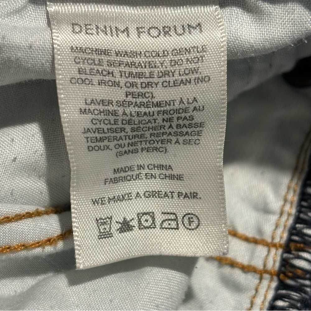 DENIM FORUM Sz 28 Jeans The Nina Store Pipe Button Fly Mid-Wash High Rise Denim - Picture 12 of 13